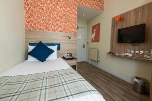 Cairn Hotel