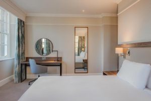 Hilton Edinburgh Carlton